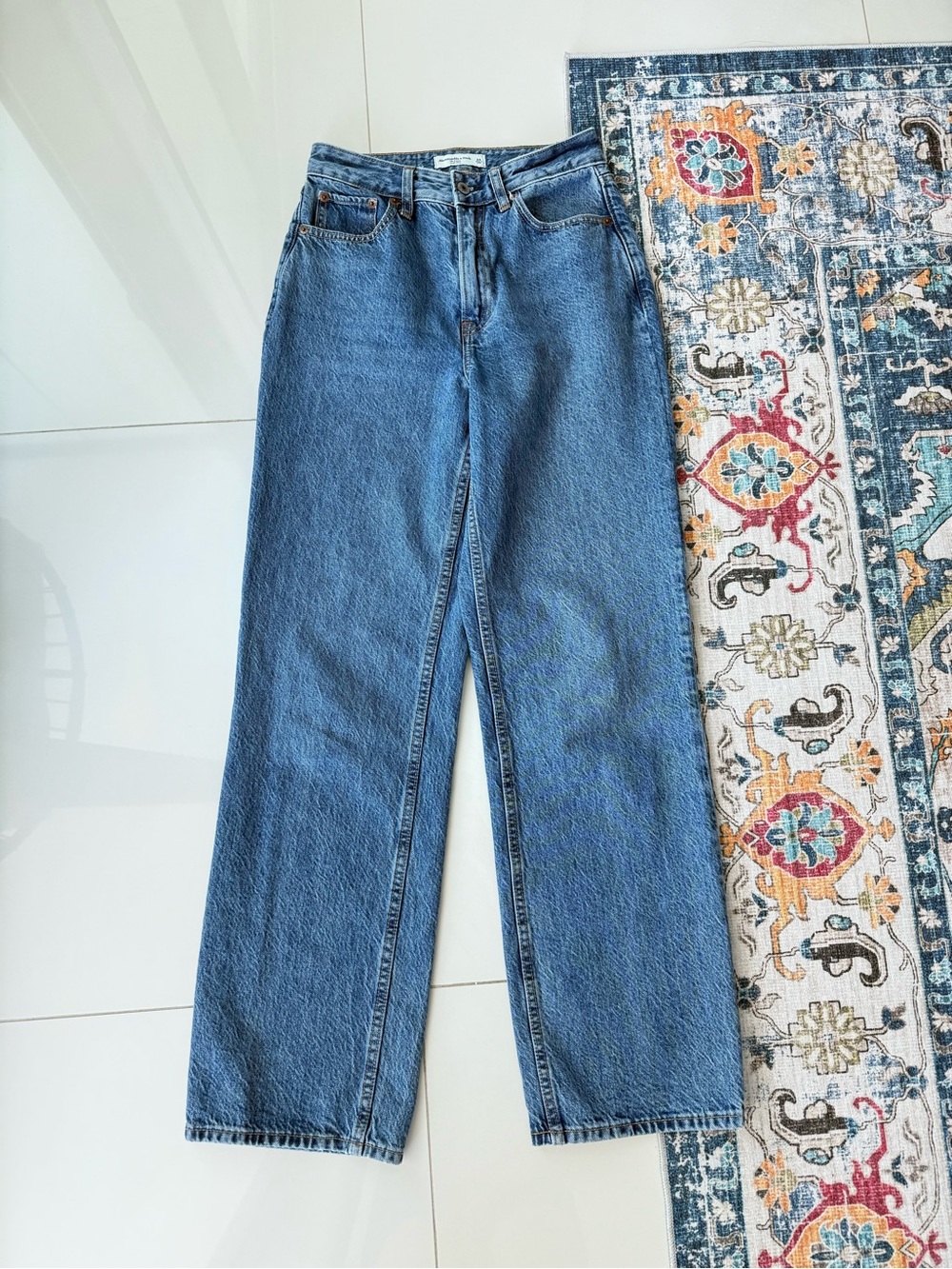 A&F Curve Love Loose High Rise Jeans
